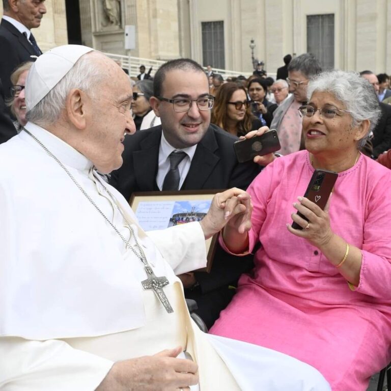 Pope permits blessings for same-gender Catholic couples